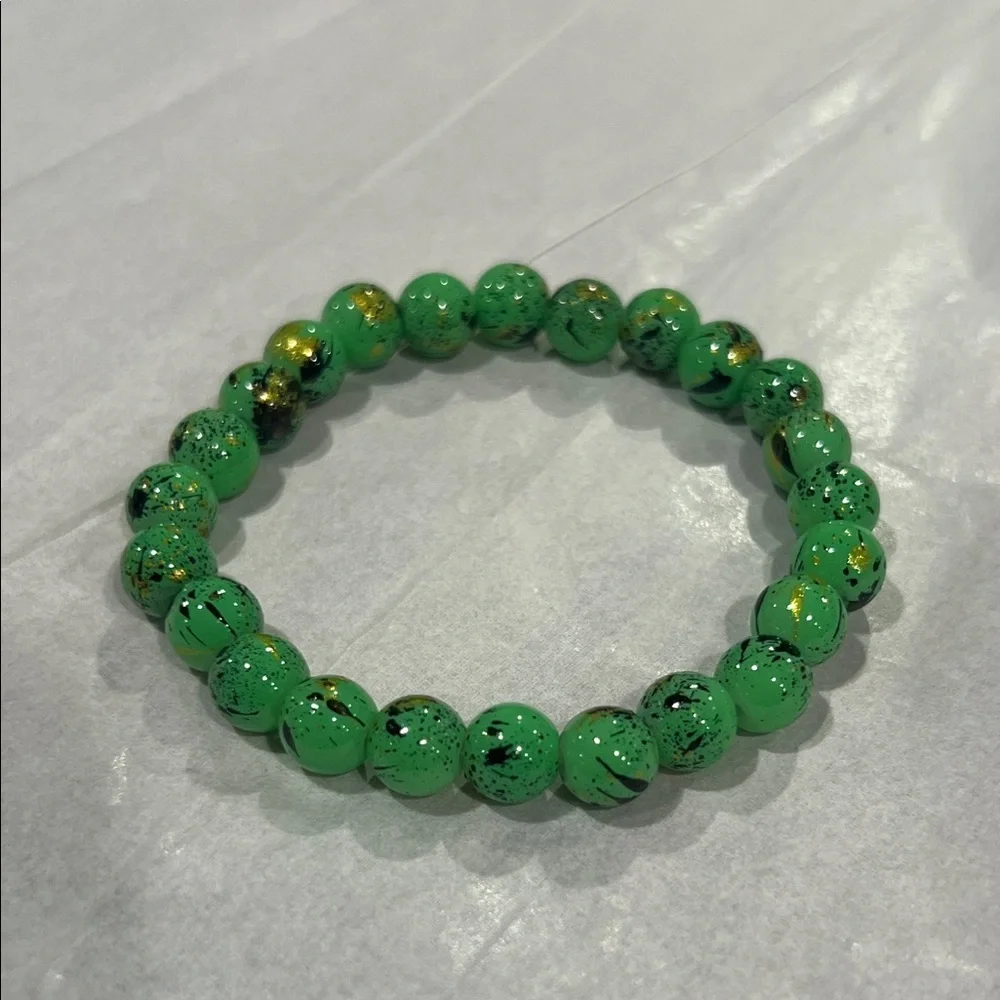 Vibrant Green and Gold Speckled Bracelet
